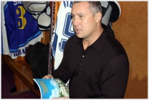 Встреча студентов семинарии с  известным хоккеистом Александром Могильным <br>в ледовом дворце «Платинум Арена» (22 января 2010 года)