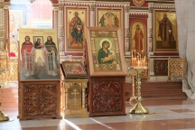 Божественная литургия в Спасо-Преображенском кафедральном соборе 19 октября 2025 г. Божественная литургия в Спасо-Преображенском кафедральном соборе 19 октября 2025 г.