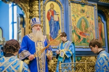 Божественная литургия в Градо-Хабаровском соборе Успения Божией Матери 28 августа 2026 г.